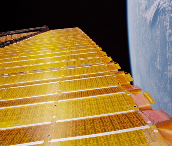 Сонячна енергетика у космосі